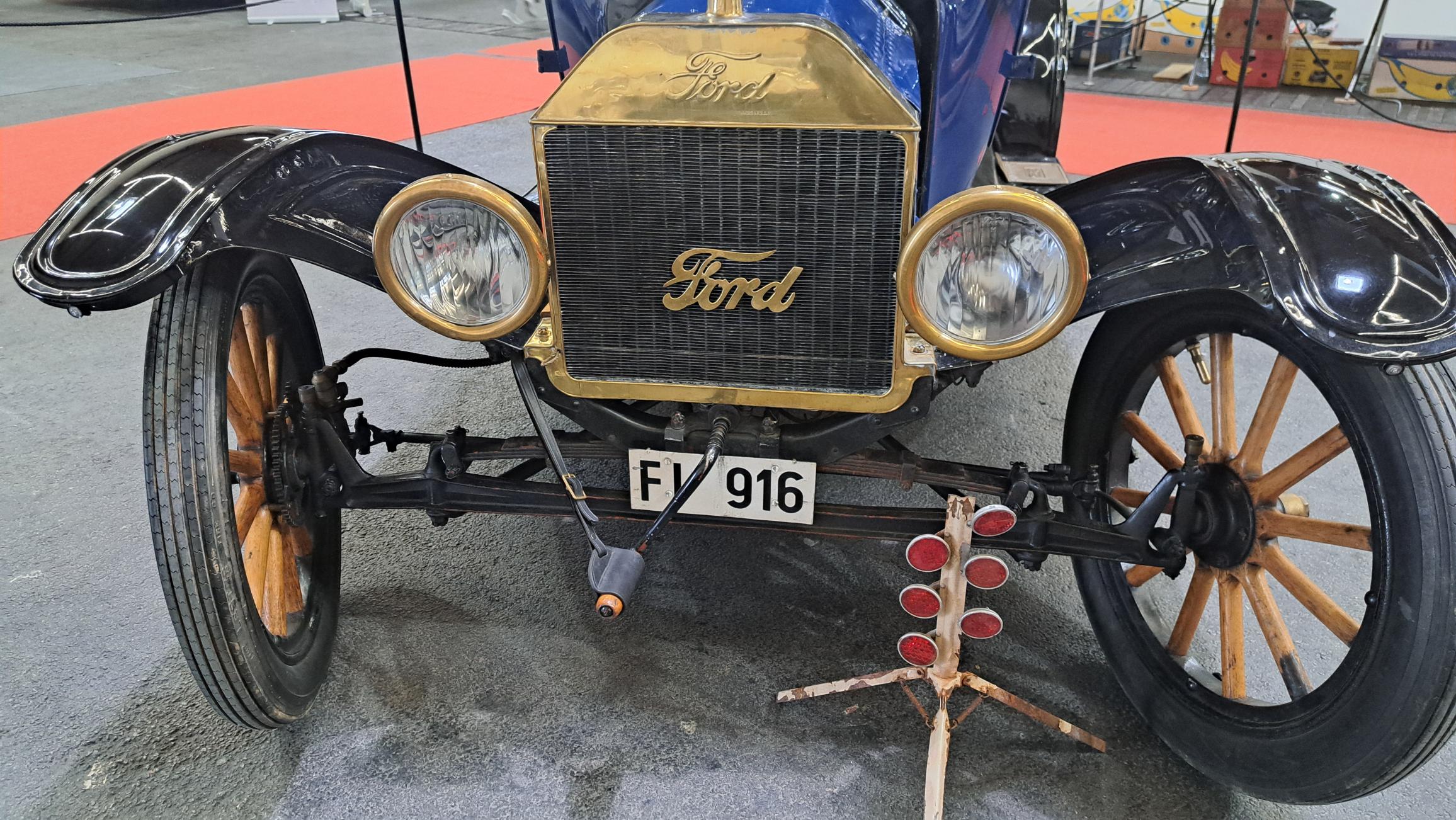CLASSIC CARS & BIKES 10.-12.April 2026